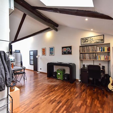 Modern Apartment Piazza Statuto Porta Susa Fs Torino Eksteriør billede
