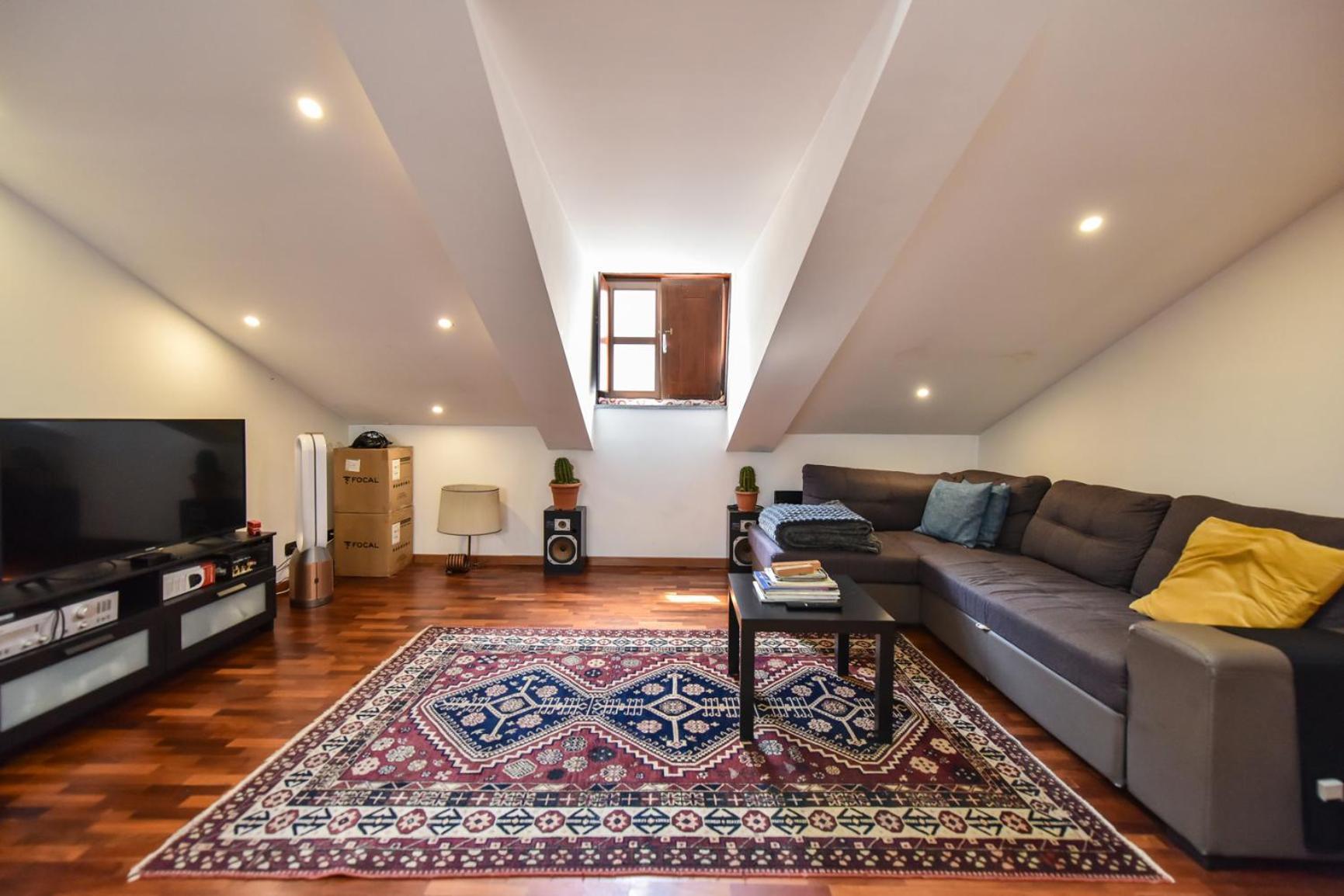 Modern Apartment Piazza Statuto Porta Susa Fs Torino Eksteriør billede