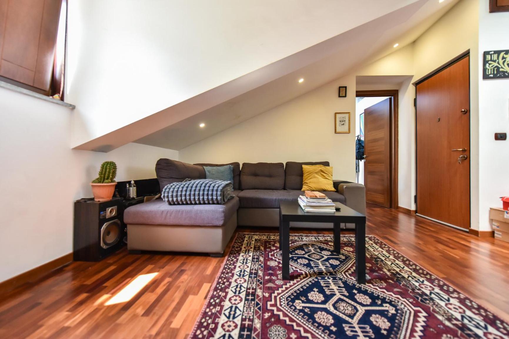 Modern Apartment Piazza Statuto Porta Susa Fs Torino Eksteriør billede