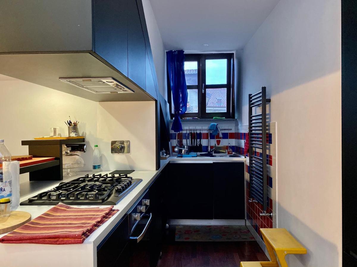 Modern Apartment Piazza Statuto Porta Susa Fs Torino Eksteriør billede